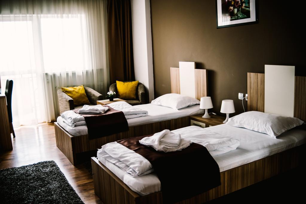 Hotel Gala Cluj-Napoca Exterior photo